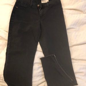 Black skinny jean
